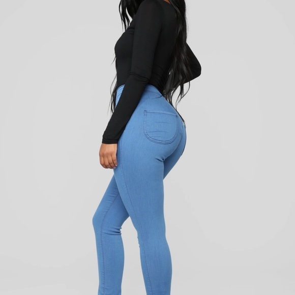 FASHION NOVA Super High Waist Denim Skinnies Medium Blue Wash Size 7 NWT - Picture 8 of 11